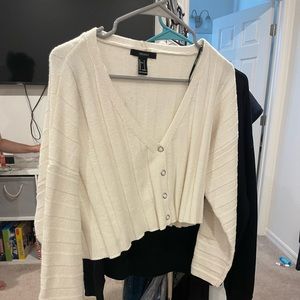 Crop top long sleeve sweatshirt